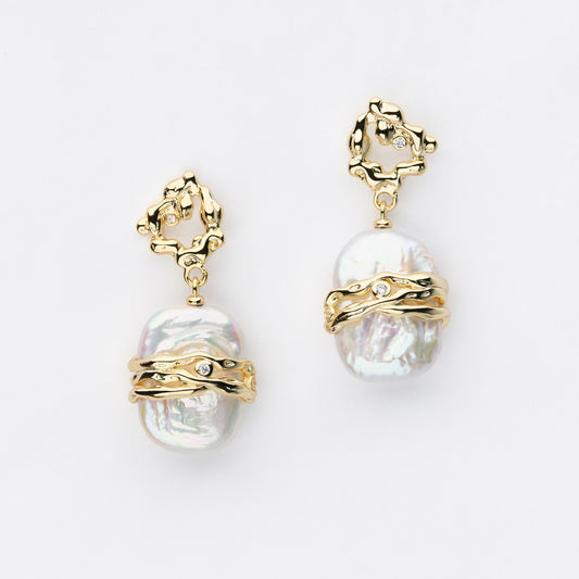 Golden Orbit Pearl Earrings