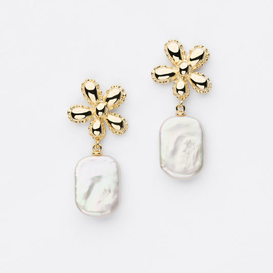 Floral Radiance Pearl Earrings