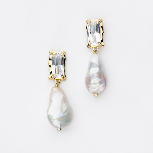Ethereal Glow Pearl Earrings